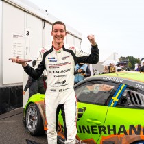 Edvin Hellsten vann bronskampen i Porsche Carrera Cup Scandinavia 2021!